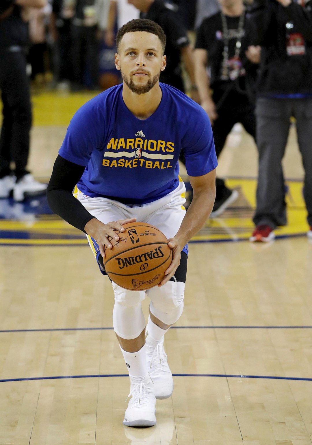 历史地位的 历史地位的